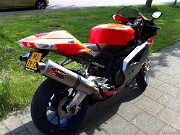 Aprillia RSV1000R Factory